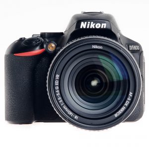 دوربین عکاسی نیکون D5600 Kit 18-140mm